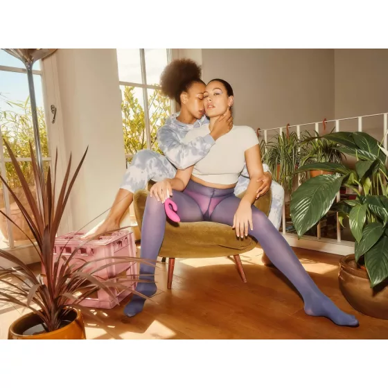 LELO Ina Wave 2 - rechargeable, waterproof vibrator (cherry)