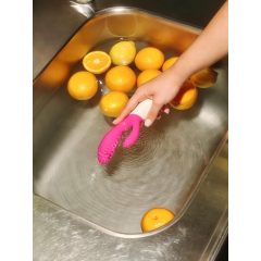 LELO Ina Wave 2 - rechargeable, waterproof vibrator (cherry)