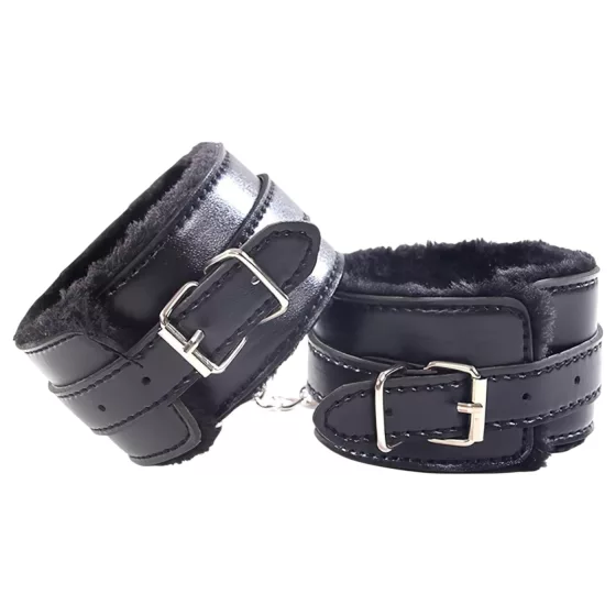 INTOYOU - Beginner BDSM Set - 7 Pieces (Black)